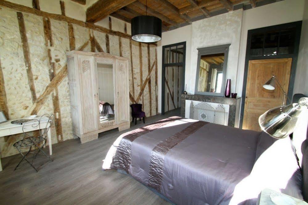 Du Cote De Chez Jeanne Hotel Fources Bagian luar foto